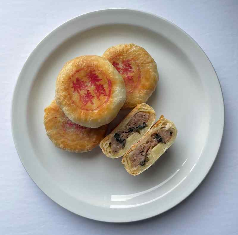 Meicai Pork Mooncake